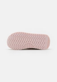Tommy Hilfiger JIM - Sneakers - multipink