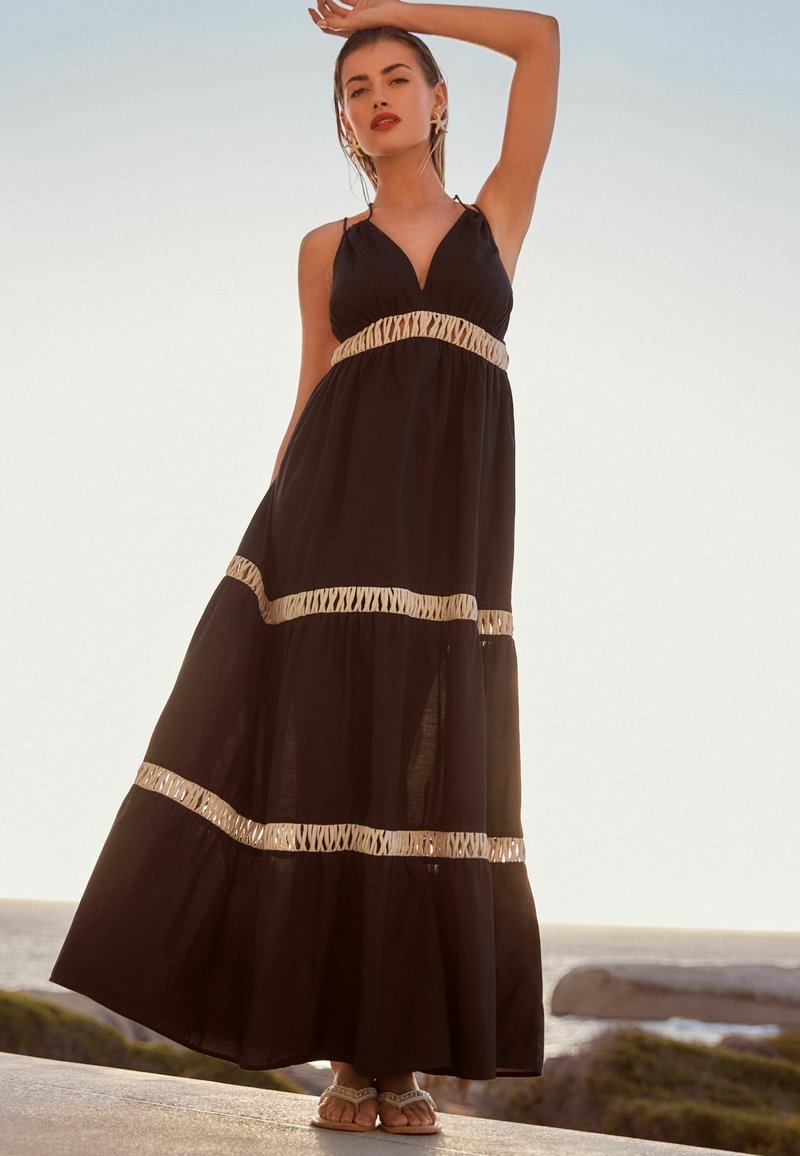 Next TIERED  - Maksimekko - black