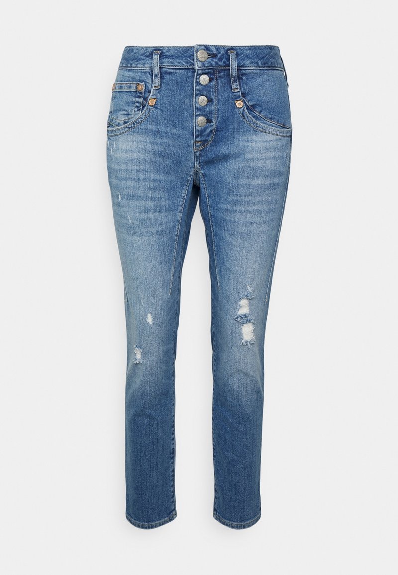 Jean en denim bleu à taille haute avec braguette à boutons, style cinq poches, et détails usés sur les cuisses et les genoux.