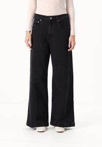 GAP Petite Wide leg - black