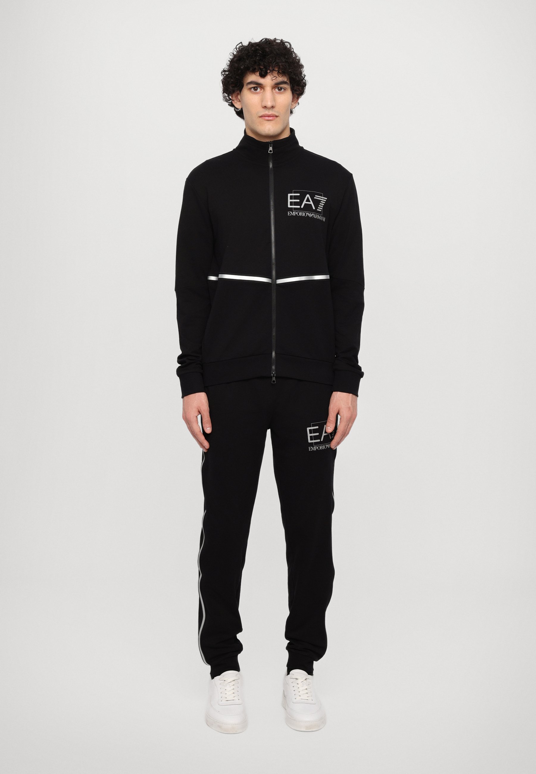 EA7 Tuta Da Uomo Visibility Con Cappuccio – Misto Cotone 85/15, Jogger Con Coulisse, Taglia MC317, Nera