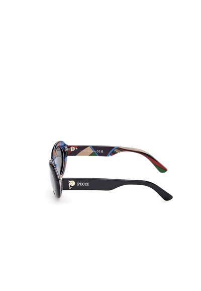 Gafas de sol redondas con montura negra, que presentan patrones geométricos coloridos en las varillas internas y la marca dorada "Pucci" en un lado.
