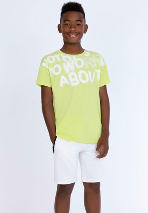 BASICS - Shorts - offwhite