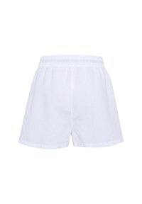 Weiße Leinen-Shorts mit elastischem Bund, die einen lockeren Sitz und eine glatte Textur bieten. Der Saum ist sauber und schlicht verarbeitet.