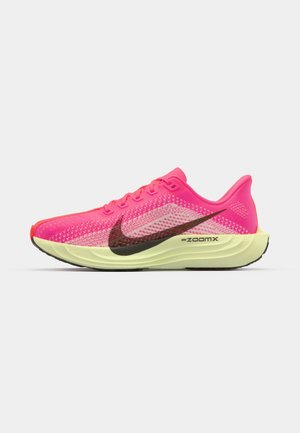 Nike Performance PEGASUS PLUS - Silniční běžecké boty - hyper pink/sequoia/bright crimson/barely volt/sail