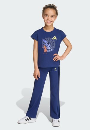 adidas Performance, LG DISNEY VAIANA T SET - Pantaloni sportivi - dark blue/semi frozen lemon