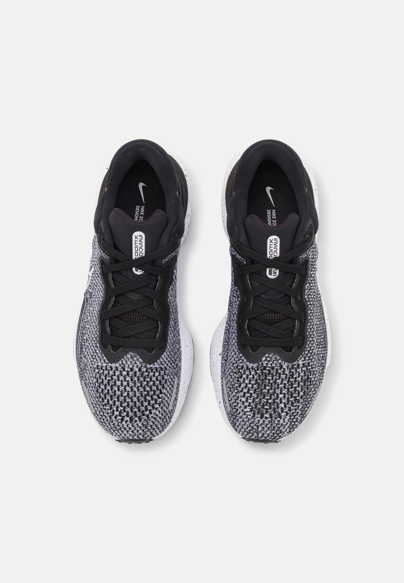 Herren Laufschuhe | Nike Performance ZOOMX INVINCIBLE RUN Laufschuh Neutral white/black/weiß - YZ83919 Herren Laufschuhe | Nike Performance ZOOMX INVINCIBLE RUN Laufschuh Neutral white/black/weiß - YZ83919