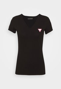 Camiseta negra de cuello en V hecha de algodón orgánico, con mangas cortas y un pequeño logo en forma de triángulo rojo con un signo de interrogación en el lado izquierdo.