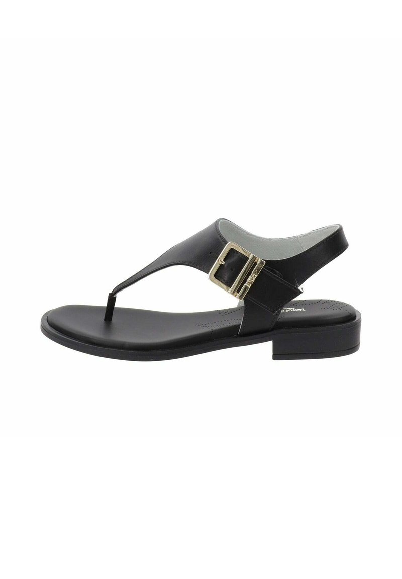 Sandale en cuir noir avec un design de tige entre les orteils, une sangle de cheville avec une boucle en or, une semelle plate et des détails perforés sur la semelle intérieure.