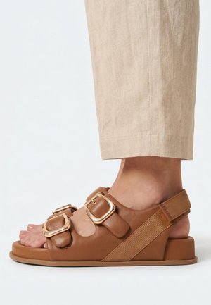 Cesare Gaspari, CUSHIONED ADJUSTABLE - Sandalias - brown