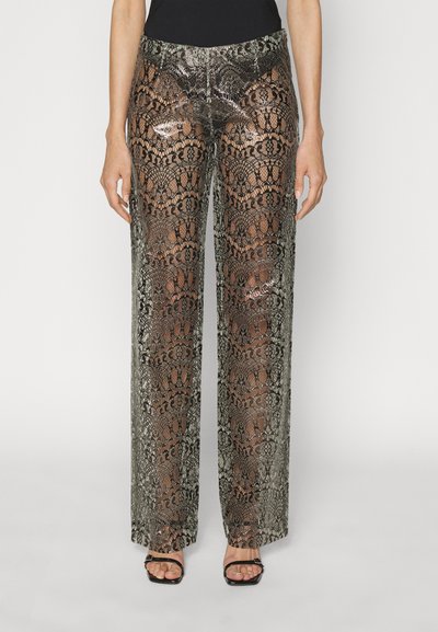 Vaillant TECHNICAL COATED LOW RISE TROUSERS - Παντελόνι - brown coated