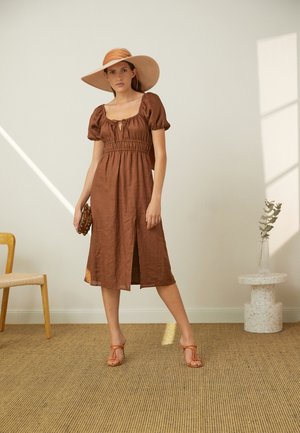 TERINA MIDI DRESS - Jurk - cinnamon