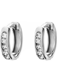 Silverfärgade ringörhängen med en elegant design och en rad av fem klara, runda kristaller infattade på framsidan. Polerad metallfinish.