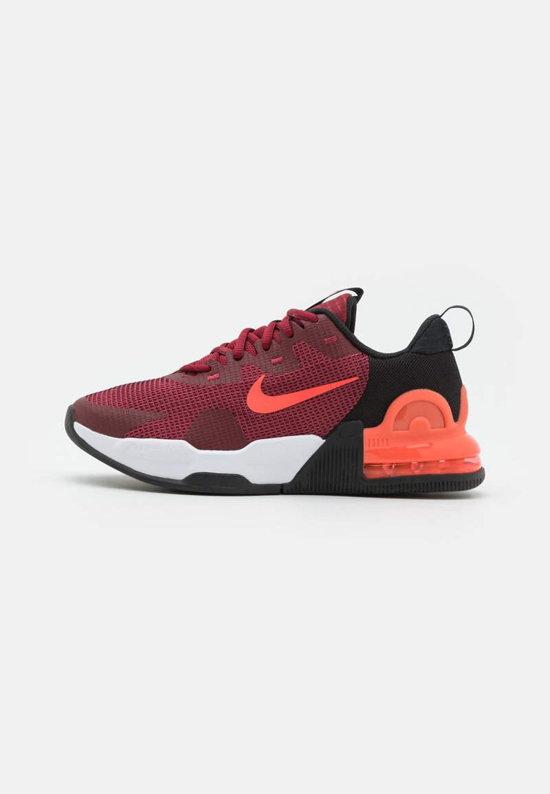 Nike Performance AIR MAX ALPHA TRAINER 5 - Sapatilha de treino - team red/bright crimson/black/white