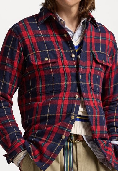 Polo Ralph Lauren CLASSIC FIT SUEDE PATCH PLAID WORKSHIRT - Shirt - red/navy multi