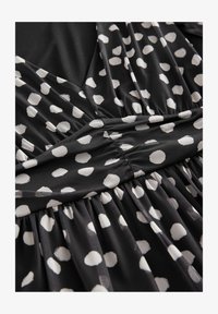 Wybrany, black white polka dot print