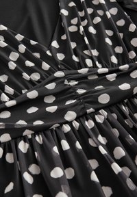 REGULAR FIT - Długa sukienka