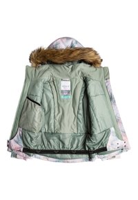 Veste d'hiver verte avec une capuche en fausse fourrure. L'intérieur présente plusieurs poches et un motif pastel léger sur la doublure. Texture de tissu douce.