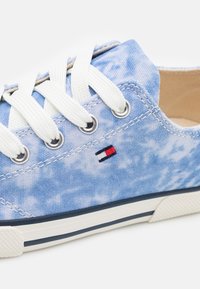 Tommy Hilfiger Sneakers - light blue