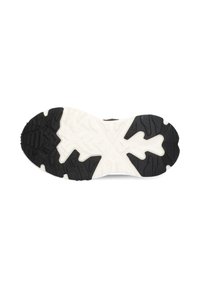 Suola della scarpa caratterizzata da un resistente motivo in gomma nera con un supporto bianco, progettata per offrire aderenza e stabilità su diversi terreni.