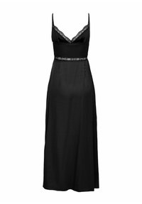 Robe nuisette en satin noir avec bordure en dentelle sur un décolleté plongeant en V et à la taille, dotée de fines bretelles ajustables et d'une longue jupe fluide.