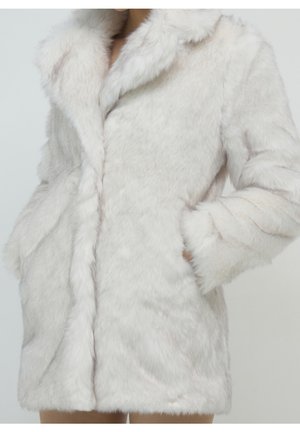 Zimní bunda - white