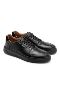 RYŁKO - Sneakersy niskie