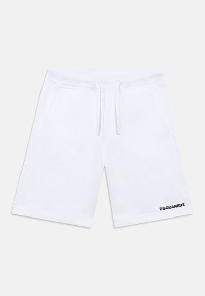 Short blanc au genou avec poches latérales, taille à cordon et logo "DSQUARED2" sur la partie inférieure de la jambe droite.