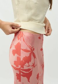 mbyM ANINDA-M - Maxi skirt - coral felissa print