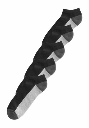 Chaussettes de cheville noires et grises avec un motif rayé. Fabriquées en matériau textile, avec un talon renforcé et une texture lisse. Ensemble de plusieurs paires.