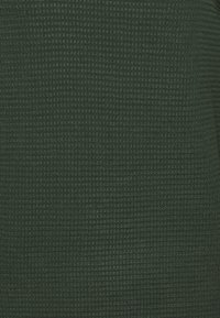 Esprit Stickad tröja - mottled dark green