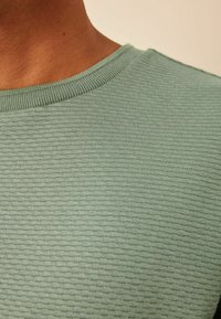Next TEXTURED REGULAR FIT - T-shirts basic - green