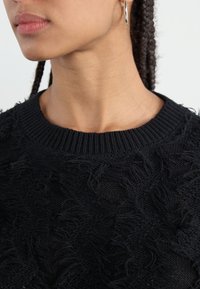YOURTURN UNISEX - Strikkegenser - black