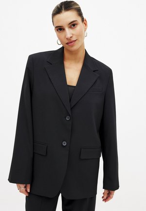 NA-KD Blejzer - black