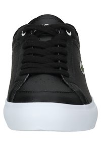 Lacoste POWERCOURT - Sportcipő - blk/wht