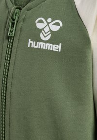 Thumbnail Image 3