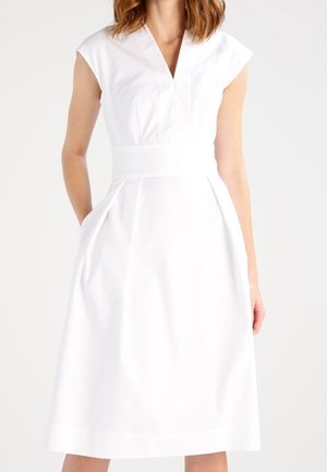 Robe de jour - white