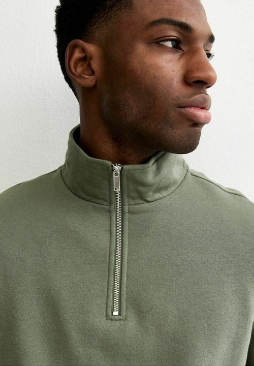 JACK & JONES Jjpannel Knit Half Zip Aw25 Men's Jjpannel Knit Half Zip