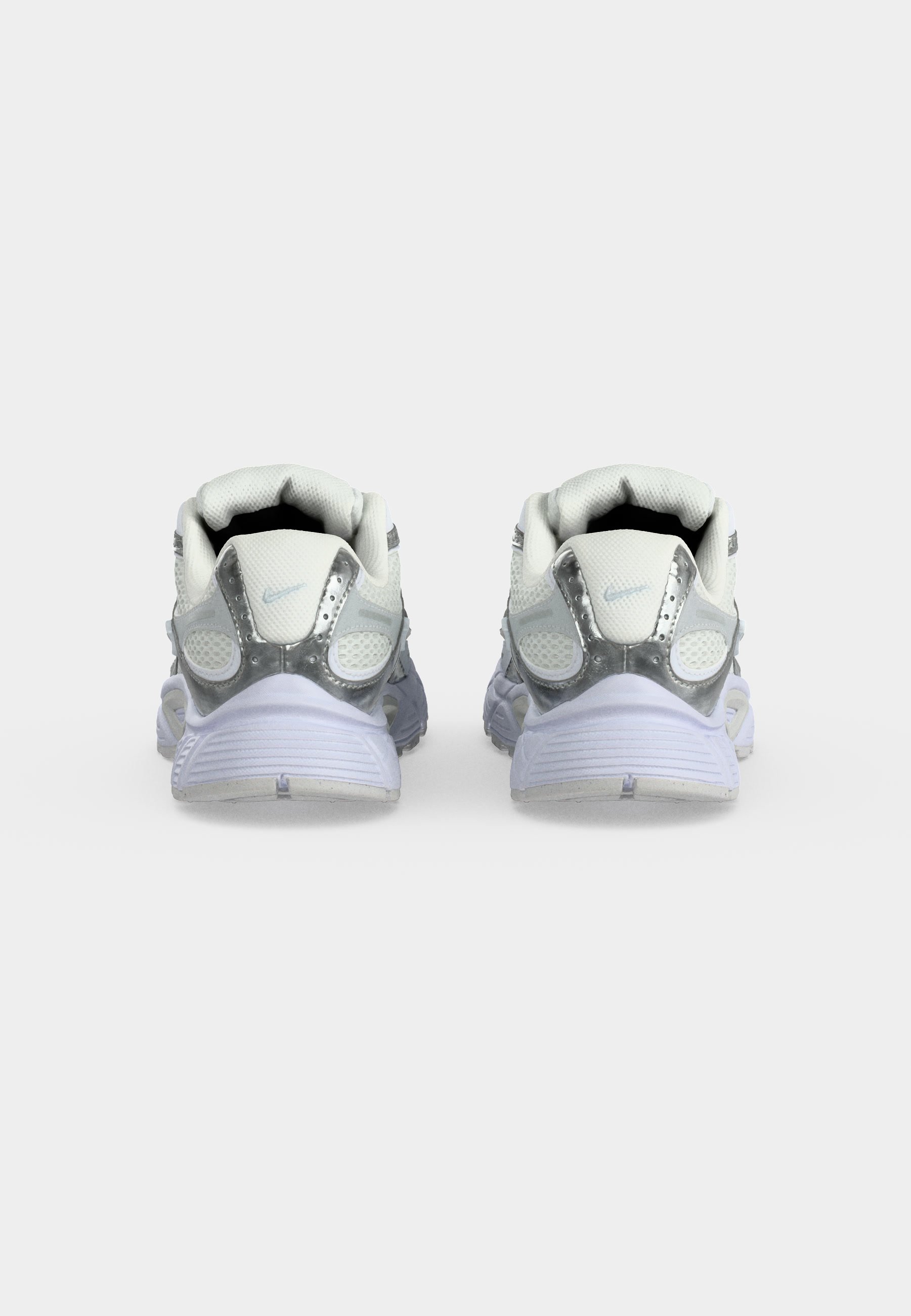 Nike Sportswear TECH HERA - Sneakers low - white/summit white