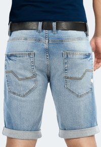 INDICODE JEANS Denim shorts - blue wash
