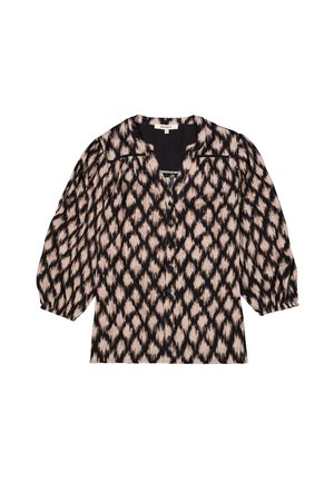 Blouse noire avec un motif abstrait beige, dotée d'un col à encoche, d'une fermeture à boutons et de manches bouffantes amples. Texture de tissu douce.