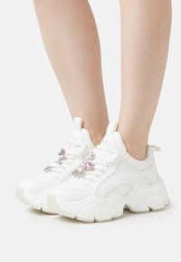 Buffalo BINARY ICE  - Joggesko - white