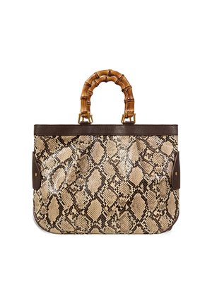 Borsa elegante con un design in stampa serpente, base in pelle marrone e manici in bambù distintivi.