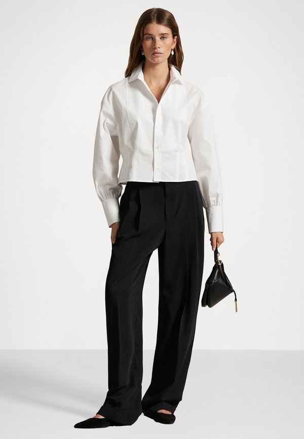 CROPPED COTTON POPLIN TUXEDO SHIRT - Button-down blouse4