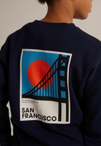 America Sunday Sweatshirt - Surf Blue
