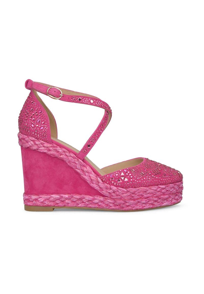 Sandalo wedge rosa con design a tagli e dettagli in strass. Presenta una piattaforma in juta intrecciata e una cinturino alla caviglia per una vestibilità sicura.