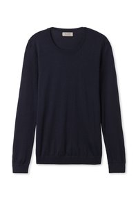 - Sweter
