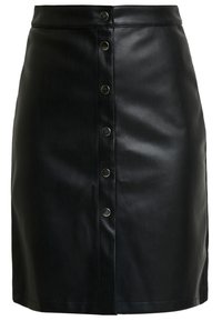 Jupe en cuir noir avec une coupe droite, une texture en relief et une rangée de six boutons en métal argenté sur le devant.