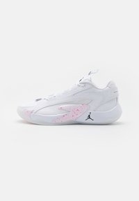 Jordan - JORDAN LUKA 2 UNISEX - Zapatillas de baloncesto - white/black/hyper pink Imagen en miniatura 1