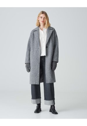 Fäustling - graphite glaze